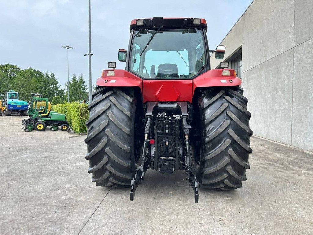 Agricultural tractor Case IH Magnum 285 4WD Diesel 2004