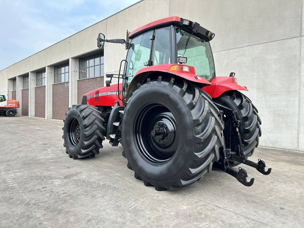 Agricultural tractor Case IH Magnum 285 4WD Diesel 2004