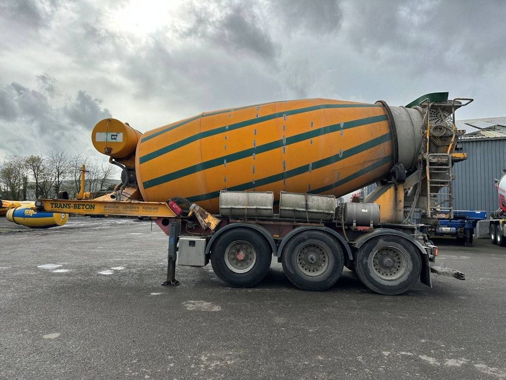 Concrete mixer MOL M12 2011