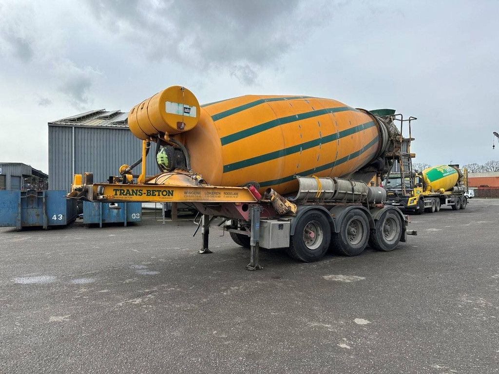 Concrete mixer MOL M12 2011
