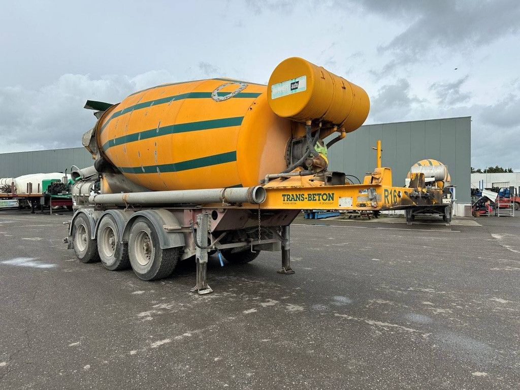 Concrete mixer MOL M12 2011