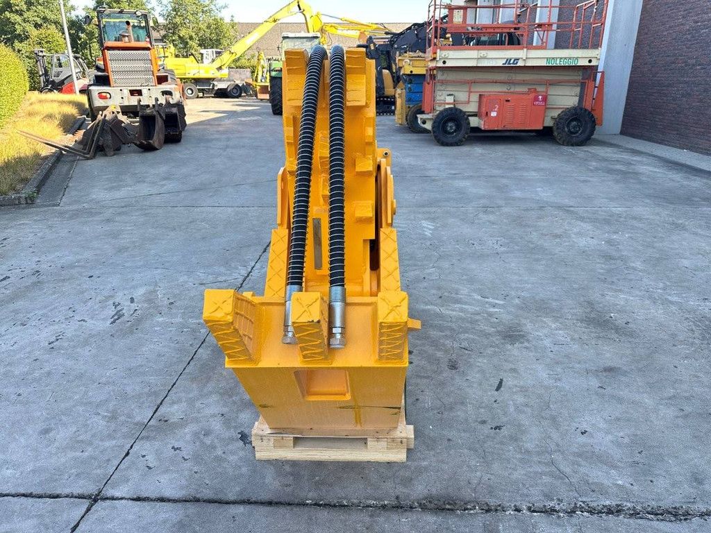 Hydraulische crusher Toft CAT 320 2026 Nieuw