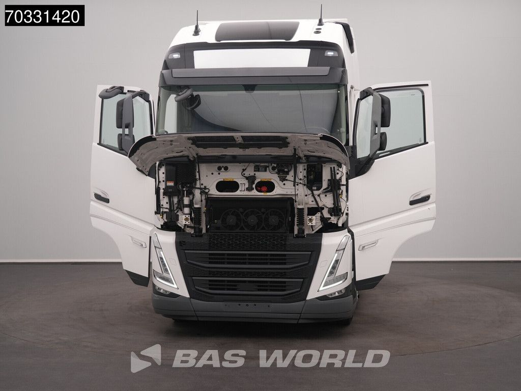Volvo FH 500 4X2 XL 2x Tanks Standklima ACC TÜV