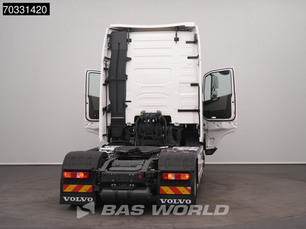 Volvo FH 500 4X2 XL 2x Tanks Standklima ACC TÜV