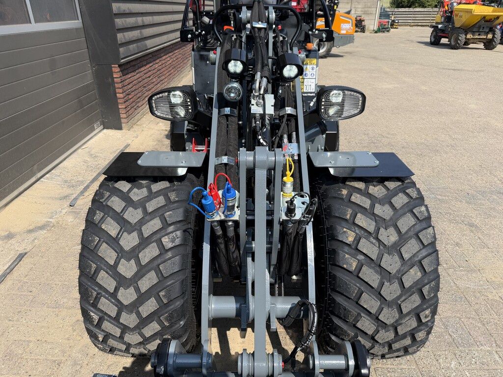 GIANT G2700 X-TRA HD+ minishovel NIEUW (tandempomp stabilo giekvering enz)