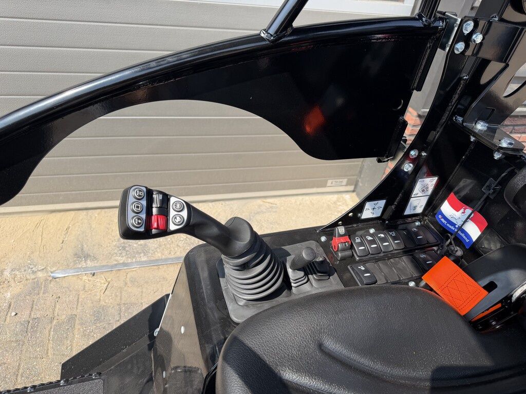 Giant G2700 X-TRA HD+ minishovel NIEUW BLACK EDITION tandempomp - giekvering enz