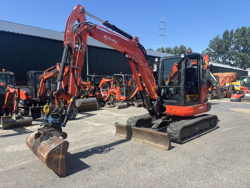 KUBOTA KX57-4