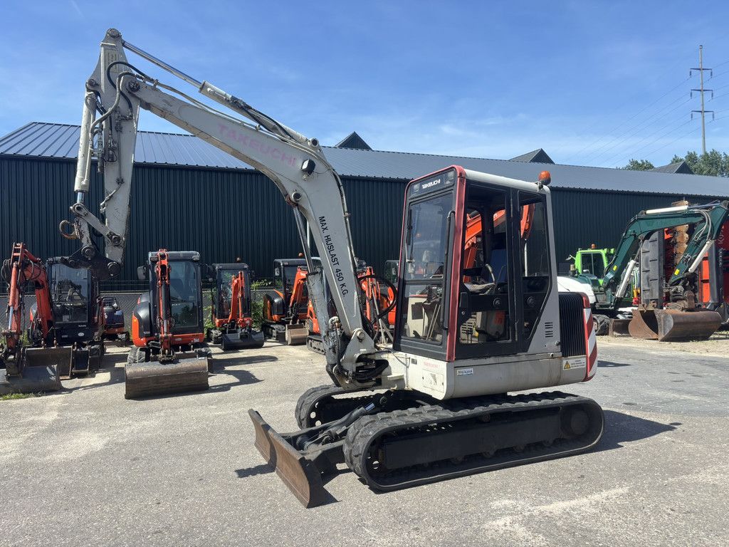 TAKEUCHI TB045