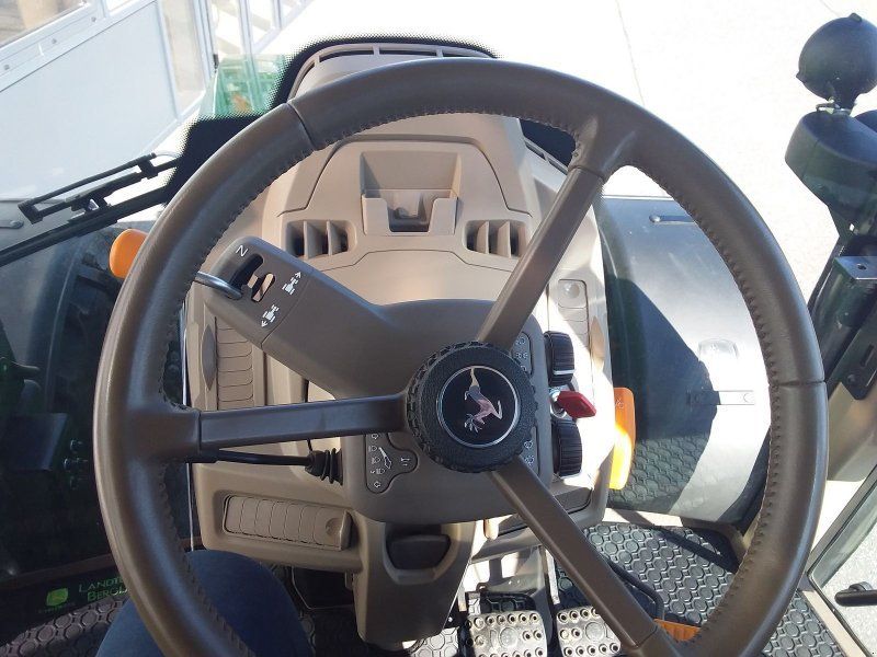 John Deere 6100M Autopowr