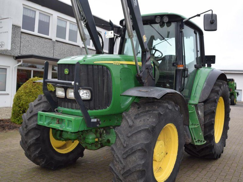 John Deere 6920