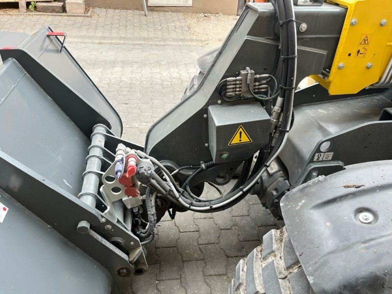 Wacker Neuson TL48, TH522