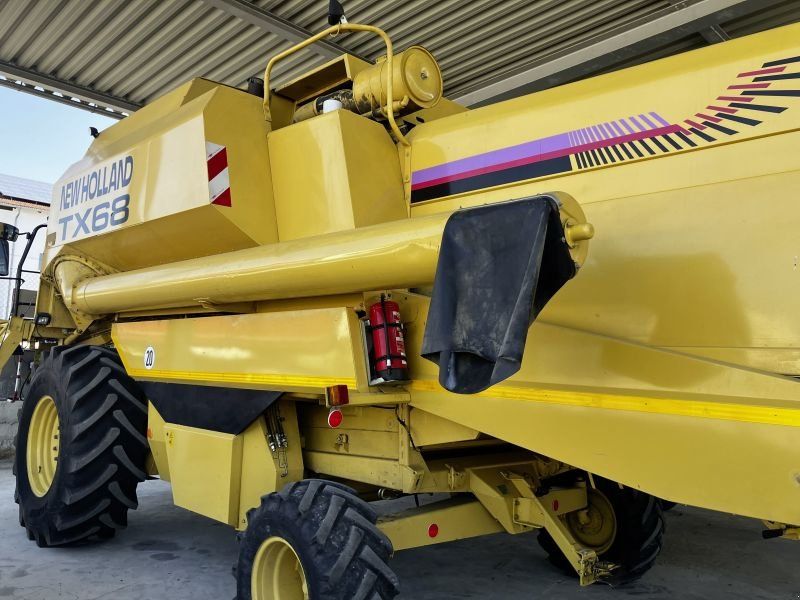 New Holland TX 68