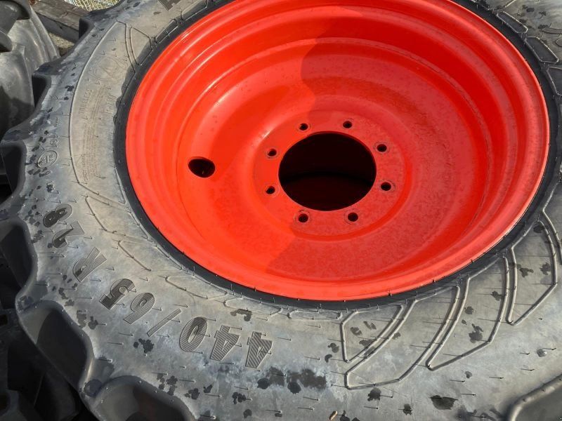 Claas KRS 440/65R28 480/70R38 MITAS