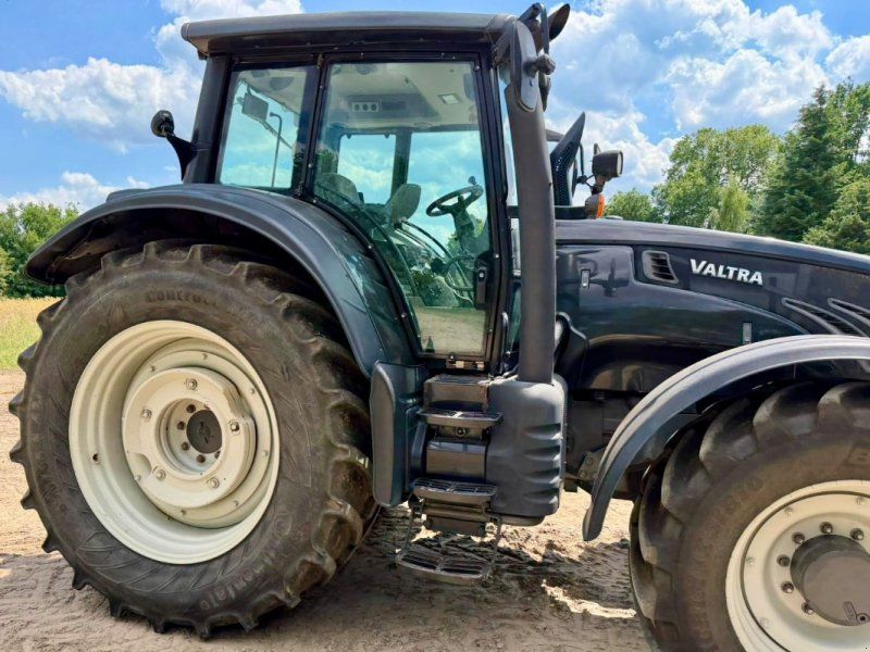 Valtra T-213 Versu FKH FZW