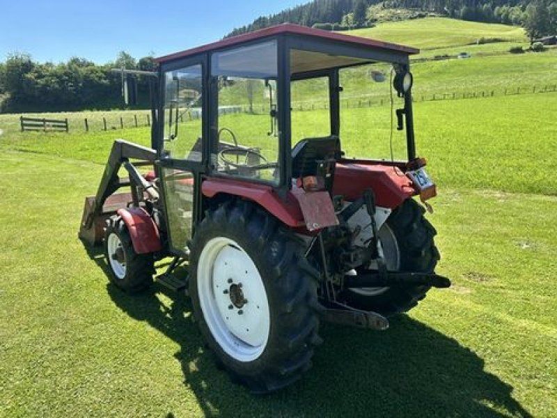 Lindner 420 Allrad,
