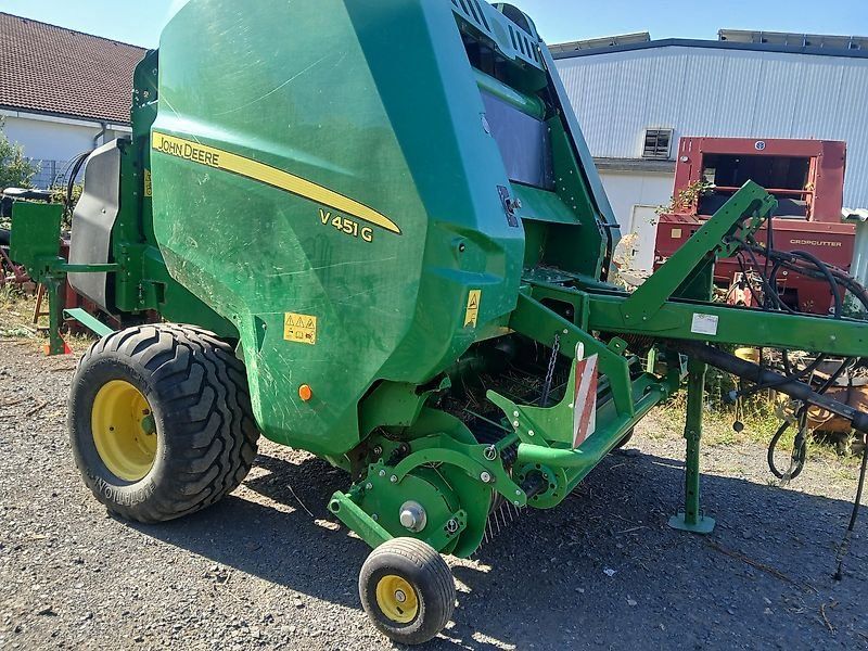 John Deere V 451G