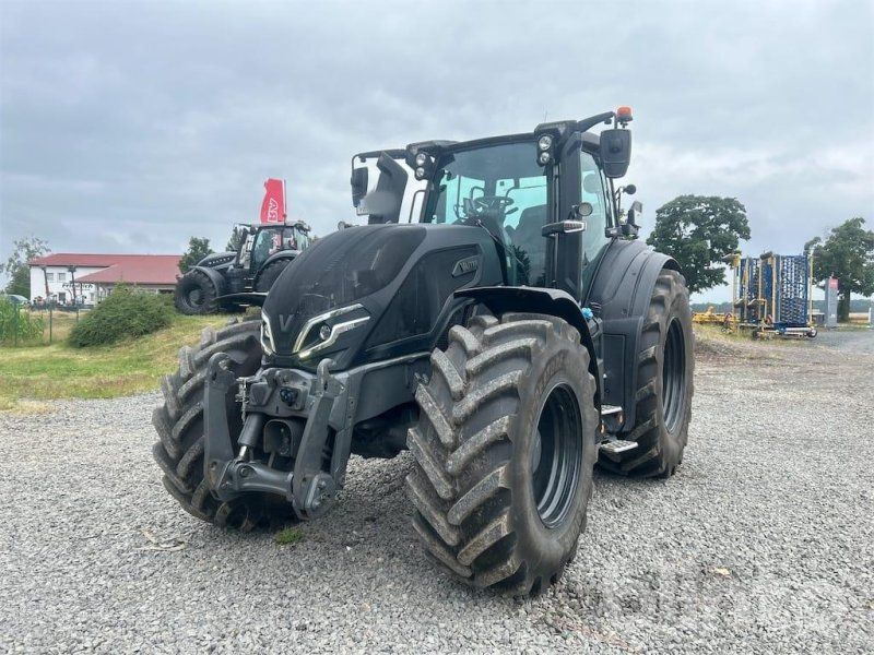 Valtra Q285