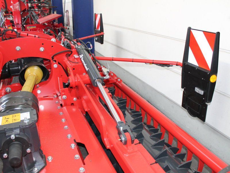 Kverneland Rotago 4060 F