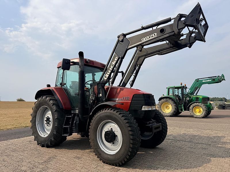 Case IH MX 110 mit Frontlader