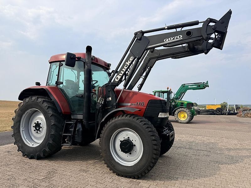 Case IH MX 110 mit Frontlader