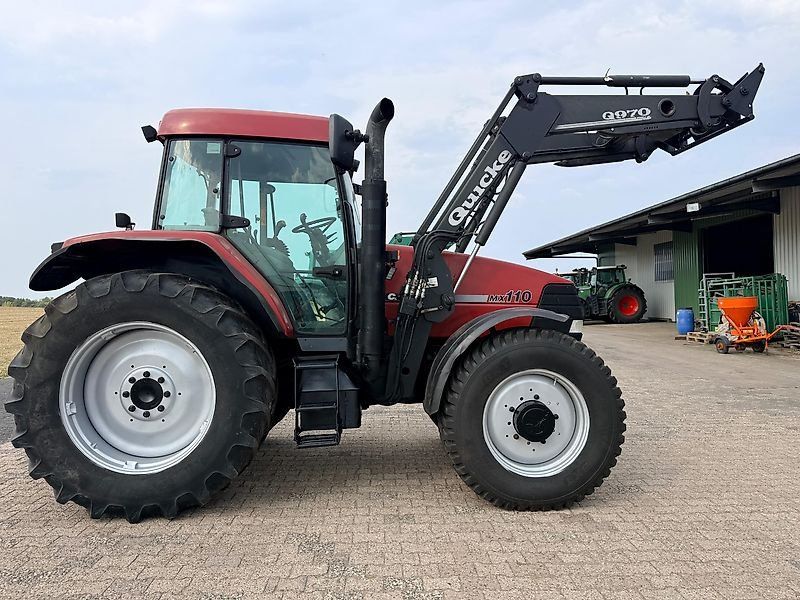 Case IH MX 110 mit Frontlader