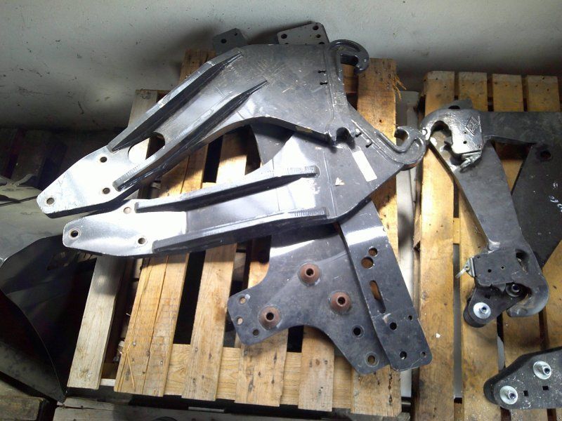 Stoll Frontladeranbauteile 2-teilig, Deutz Serie 6000