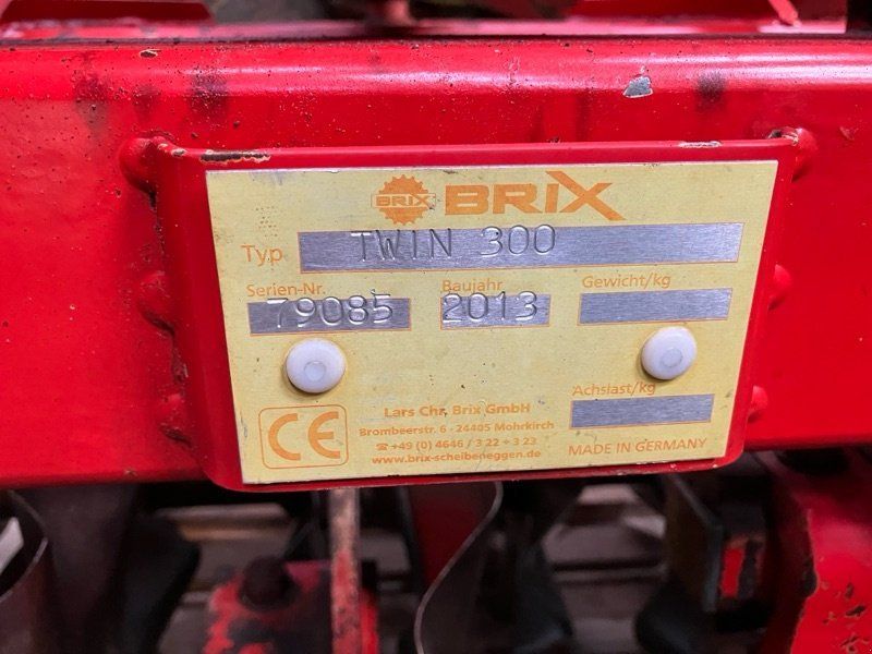 Brix Twin 300