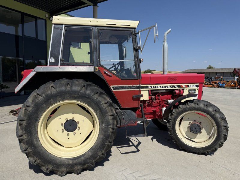 Case IH 1055 A