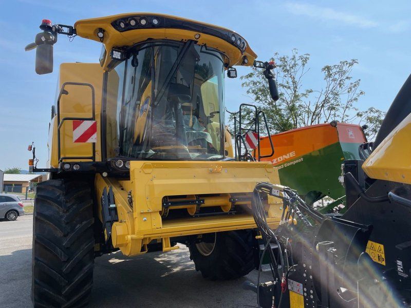 New Holland CX 8.80