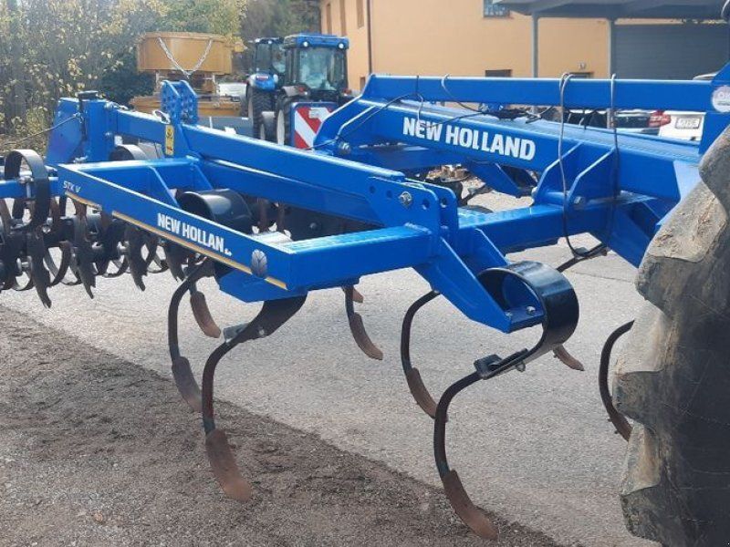 New Holland STXV300R