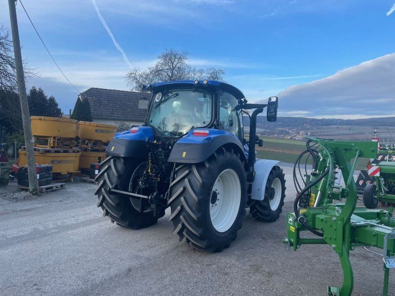 New Holland T5.110 Dynamic Command (Stage V)
