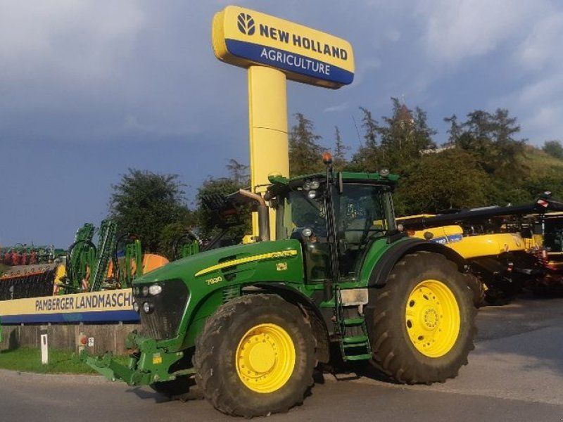 John Deere 7830