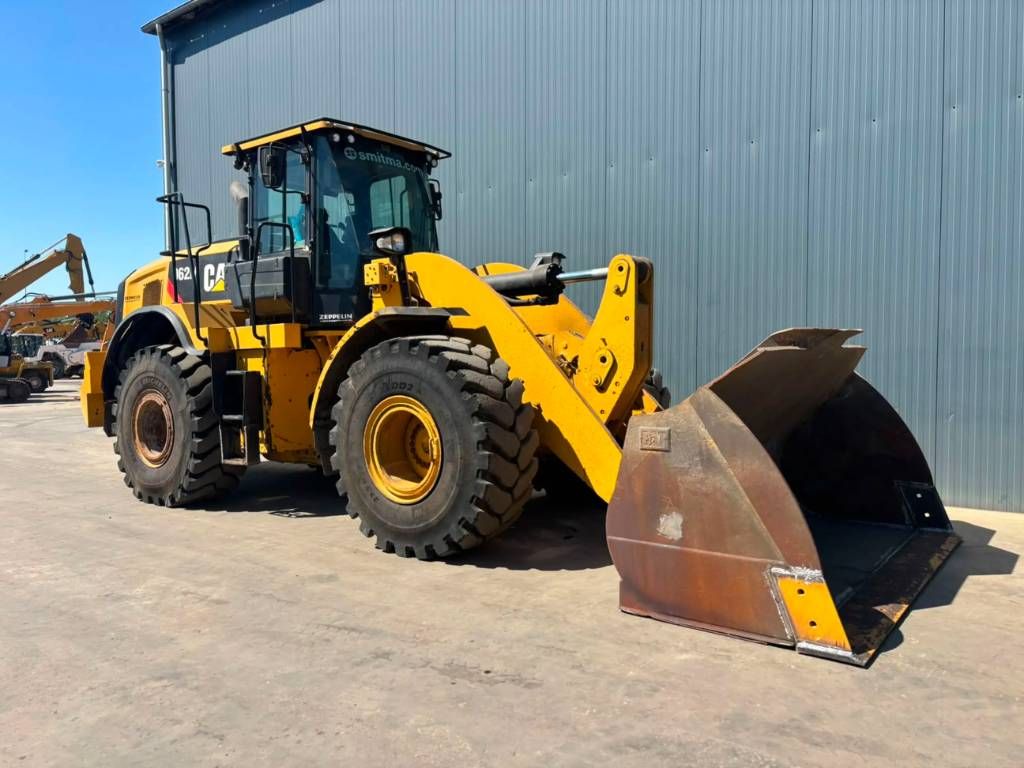 CAT 962 M