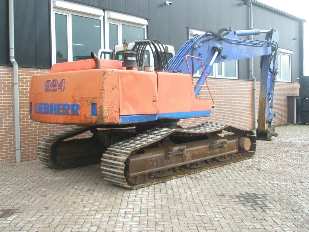 Liebherr R924B