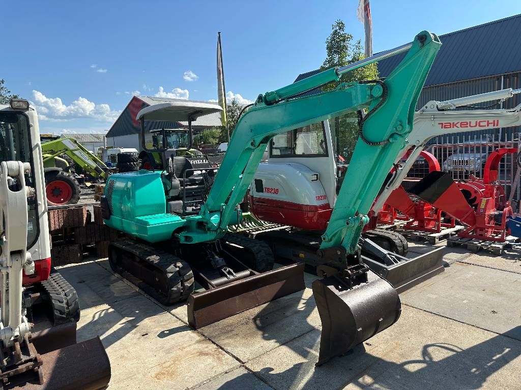 Komatsu PC 30-7