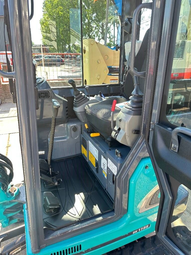 Kobelco SK 17 SR-3