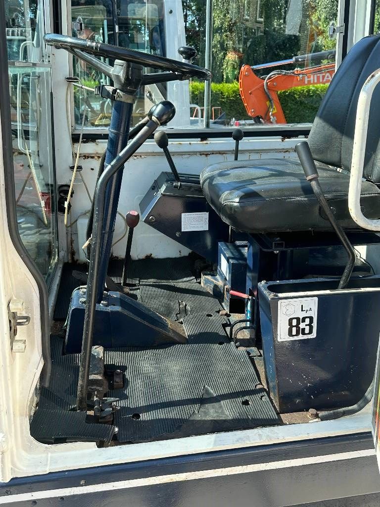 Komatsu PW30