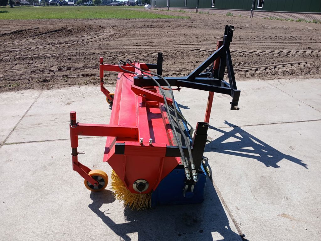 QMAC Veegmachine 2.25m