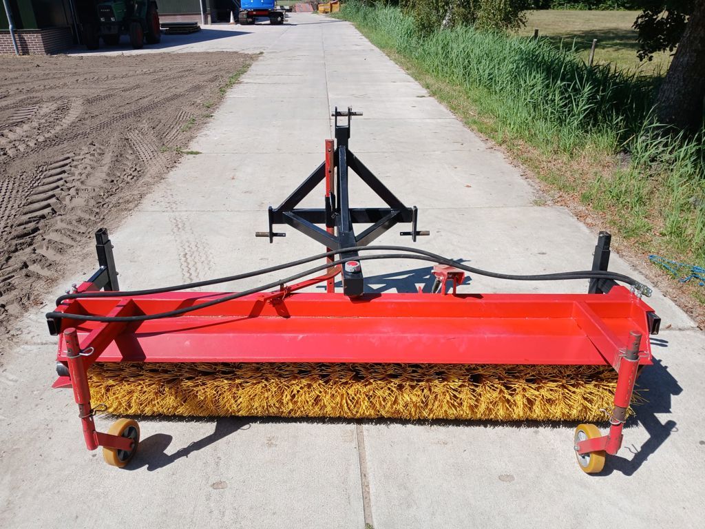 QMAC Veegmachine 2.25m