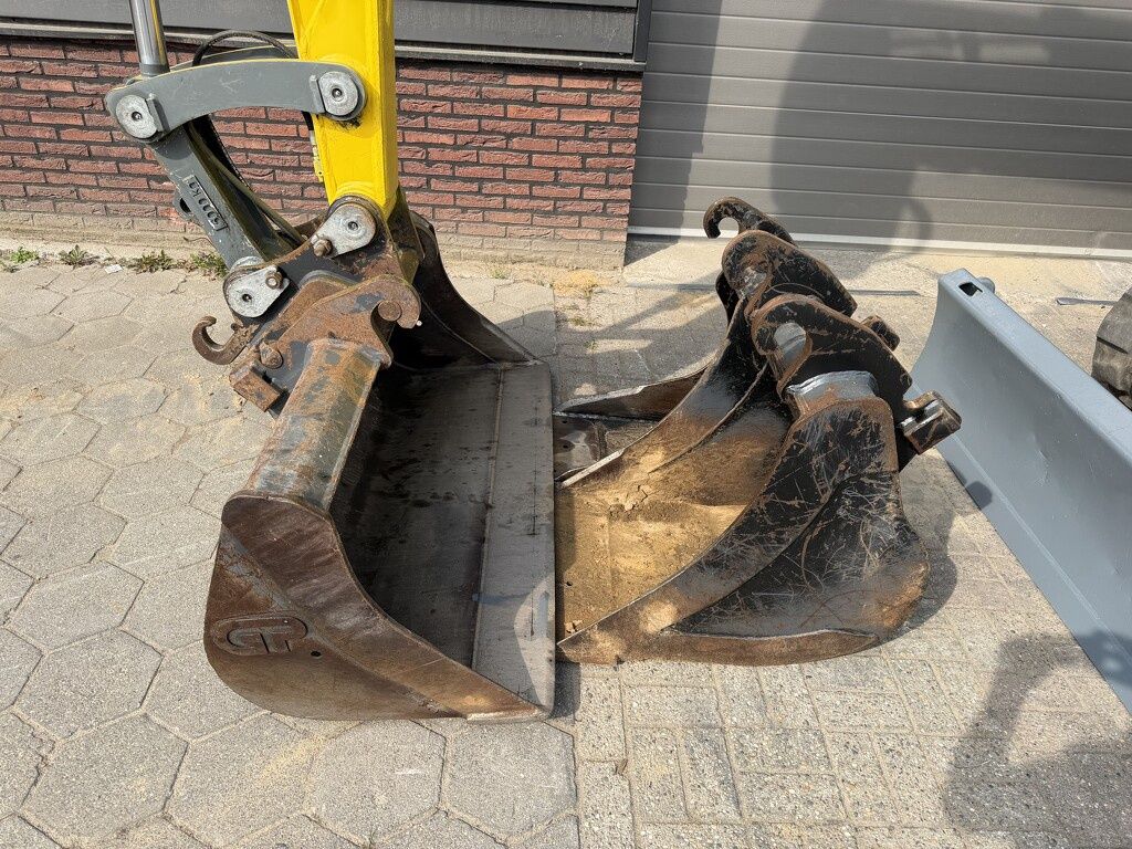 Neuson EZ80 midi graafmachine – SLOOP/SORTEER – AIRCO