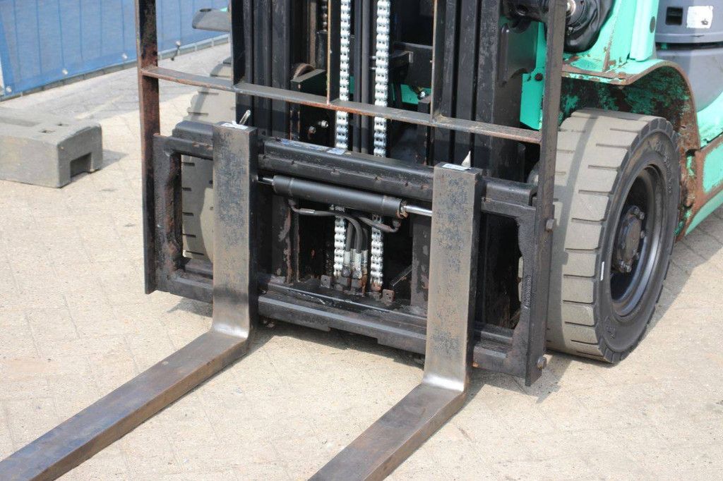 Forklift Mitsubishi FG25N LPG 2500kg 5.5m 2012