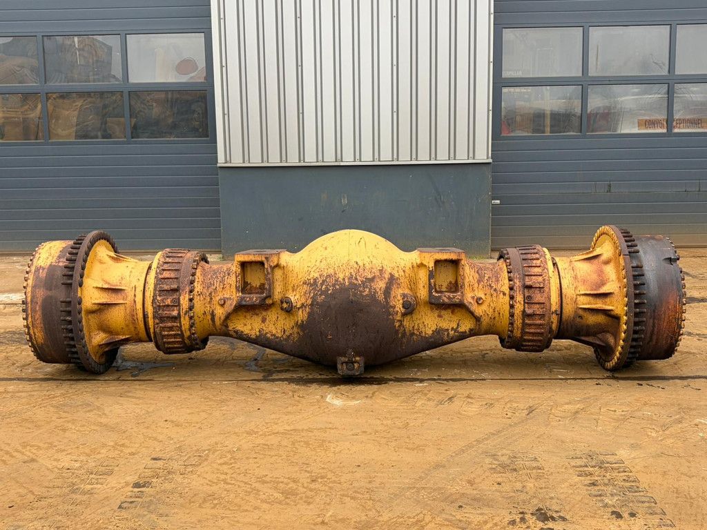 Caterpillar 990 axle