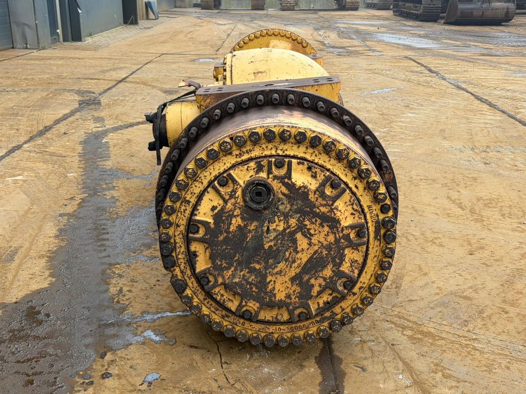 Caterpillar 990 axle
