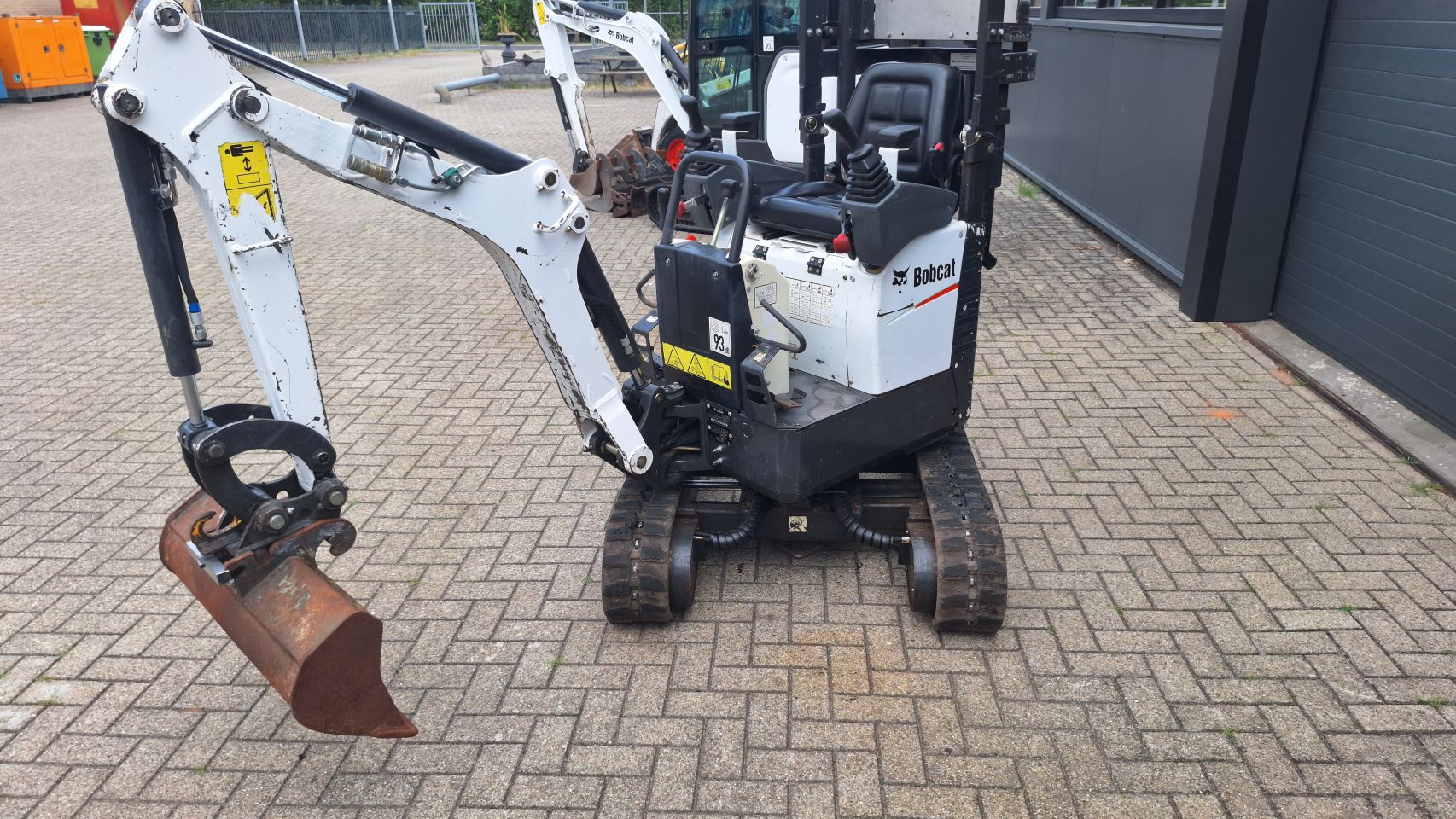 Bobcat E10 sloop/sorteer functie 1800uur/2014