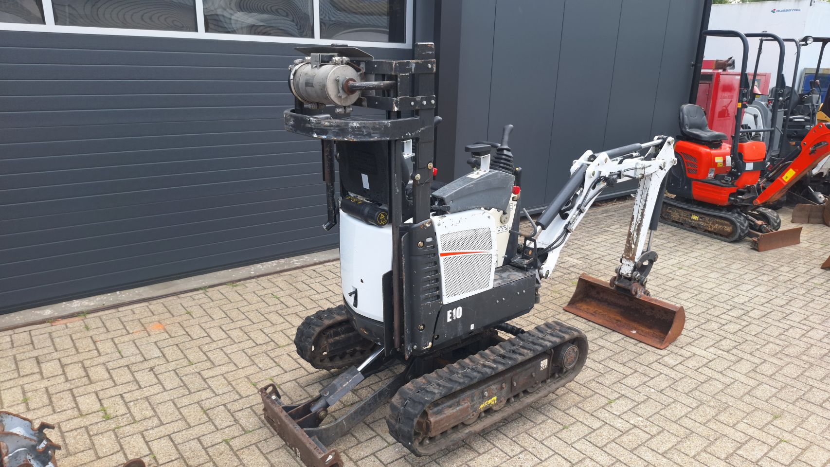 Bobcat E10 sloop/sorteer functie 1800uur/2014