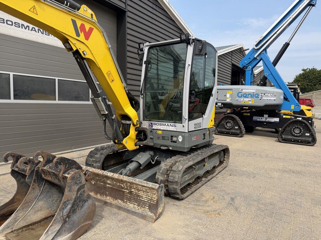 Neuson EZ50 rupsgraafmachine €835 LEASE - AIRCO sloop sorteer