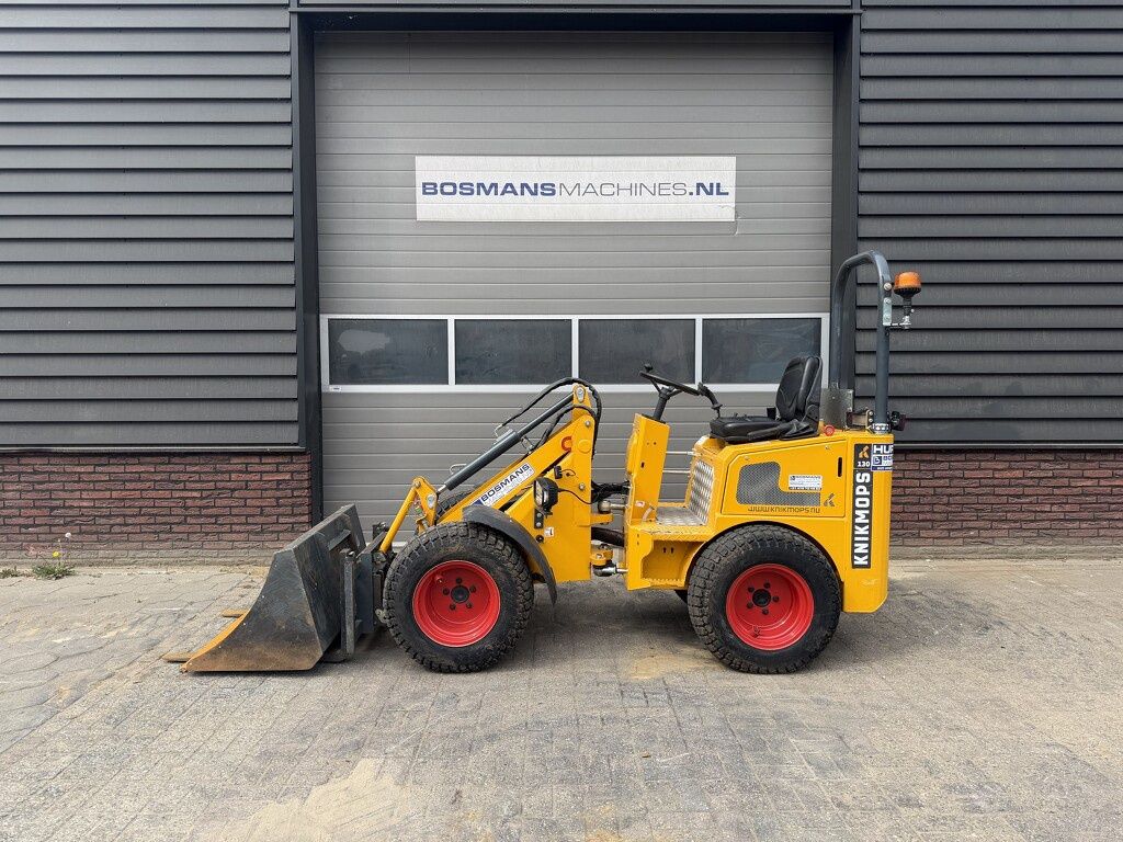 Knikmops 130 minishovel BJ 2024 €490 LEASE