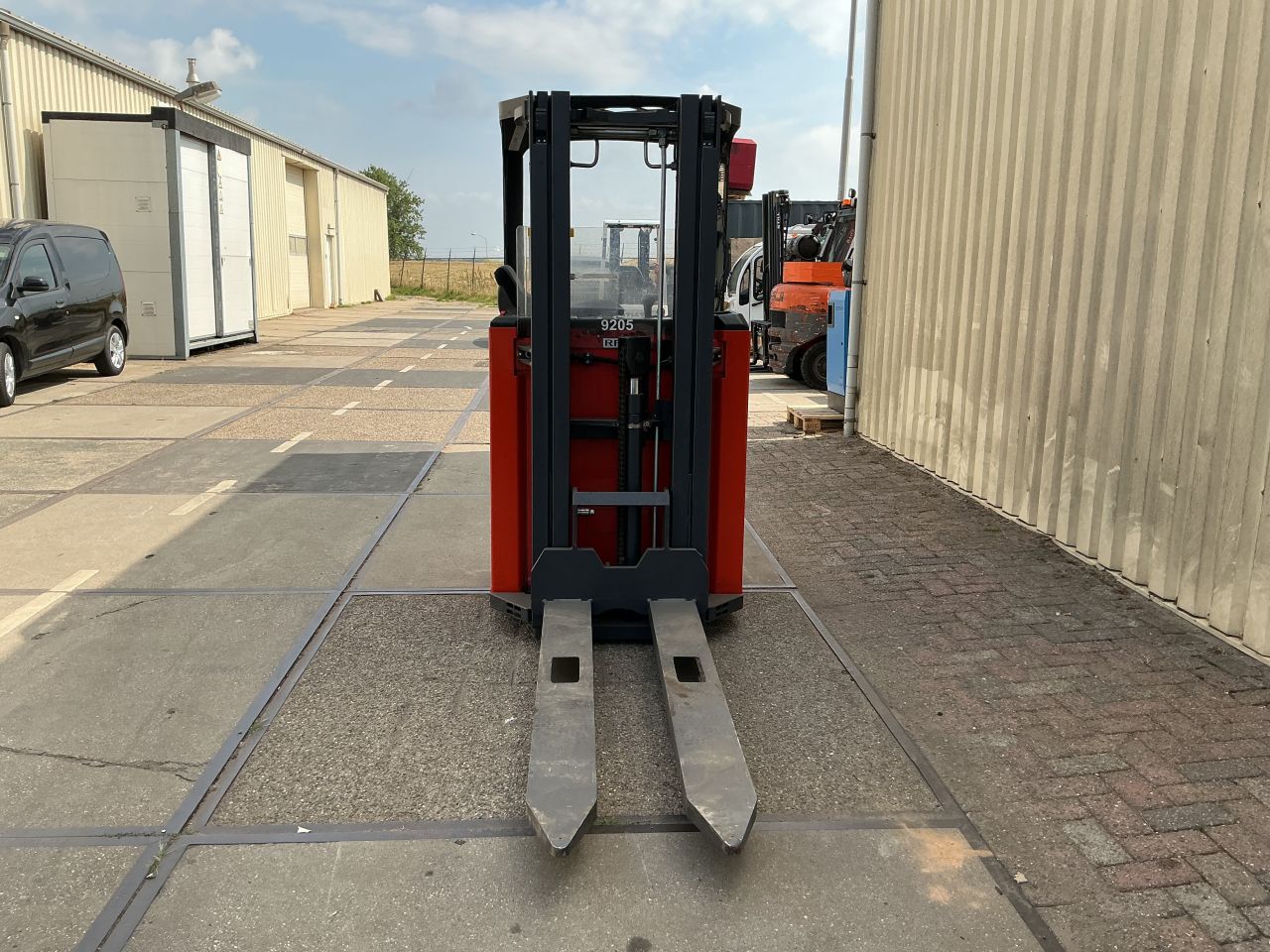 Te Koop Reachtruck Linde bouwjaar 2020