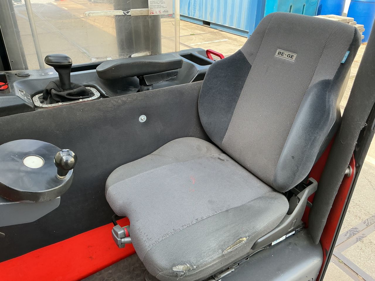 Te Koop Reachtruck Linde bouwjaar 2020