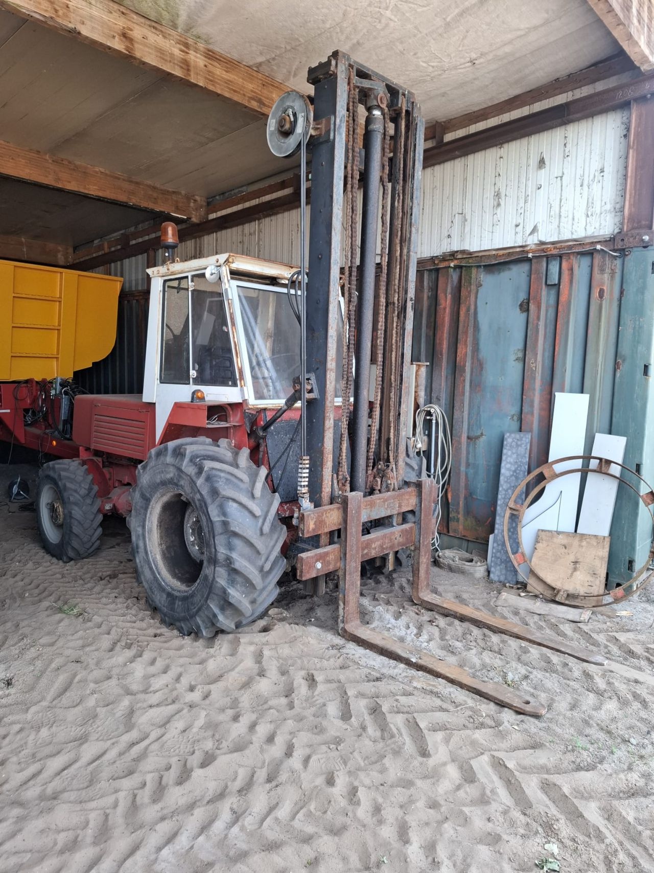 Manitou ruwterrein heftruck